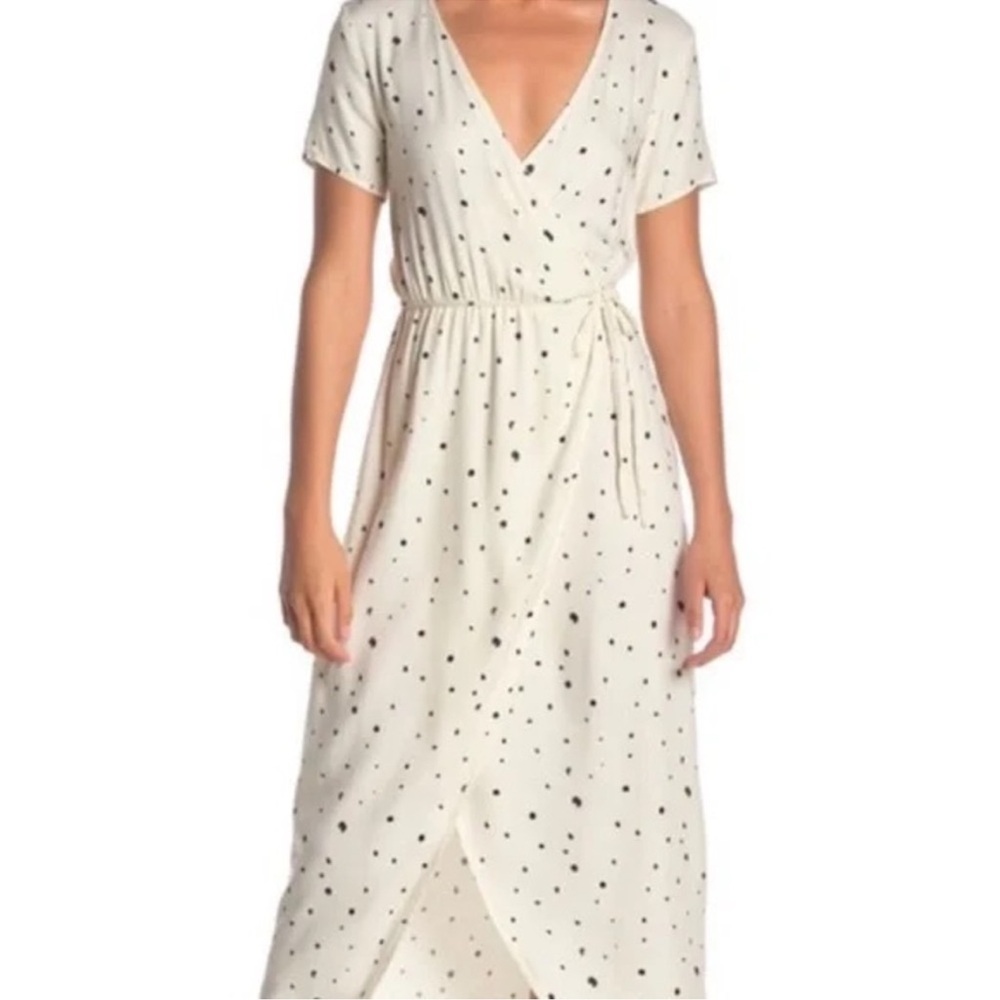 Hurley Cream wrap midi with Gray Dots